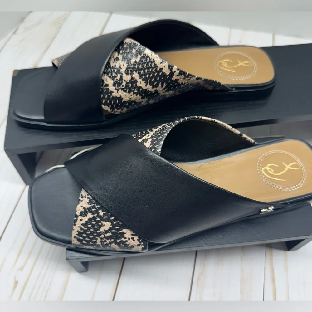 *NIB* Sam Edelman Idina Flat in Black Leather/Snake Print Sandals Size 7